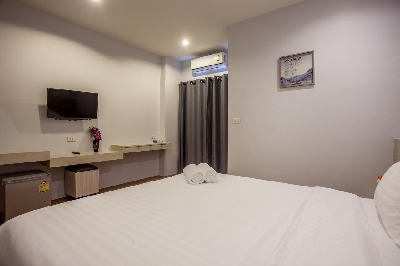Lin House Hotel ถลาง ภายนอก รูปภาพ